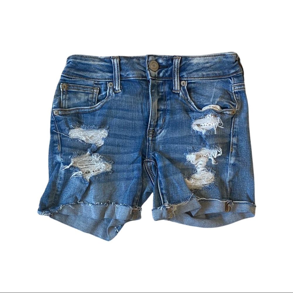 Casual// AE Jean shorts